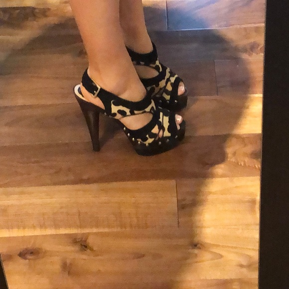 Christian Dior shoes. - Picture 8 of 8